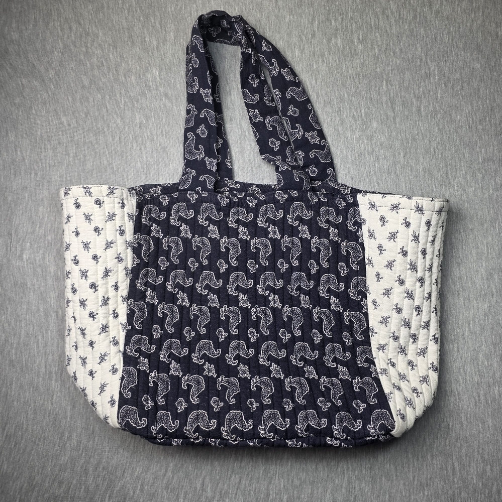 Laude The Label Elegant Navy and White Quilted Tote Bag